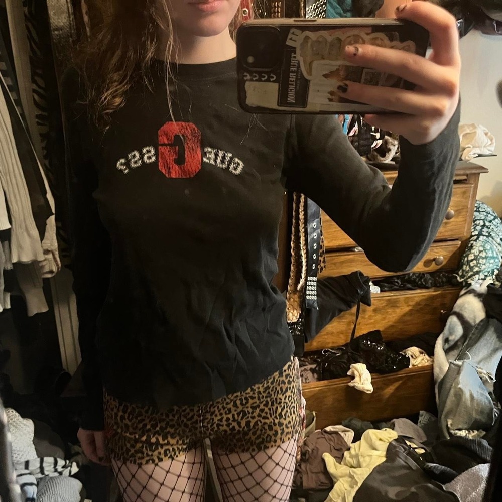 2000s guess fitted long sleeve